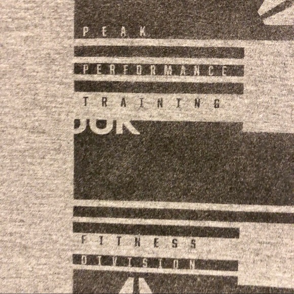 Reebok Women’s Gray Athletic Workout Tank Top With Large / Drop Armholes Size L - Picture 5 of 10